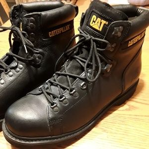 caterpillar walking machine boots